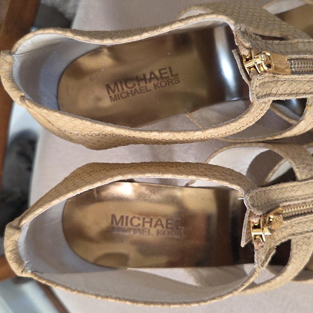 MK Gorgeous High Heel Sandals - Picture 5 of 7
